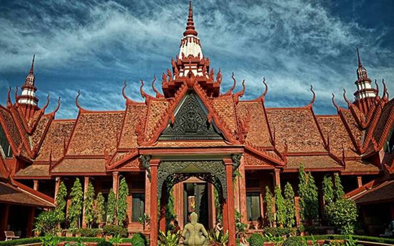 Visit Phnom Penh: Top 10 essential things to see and do